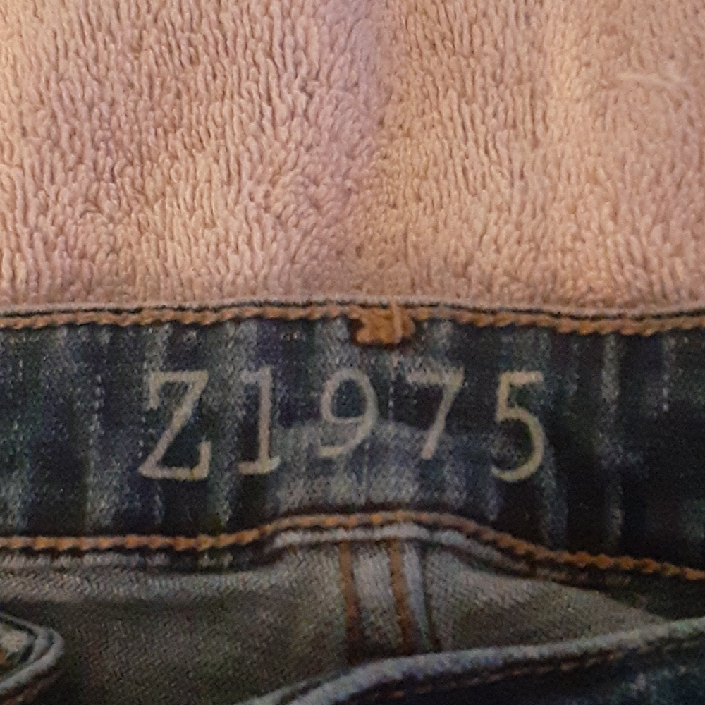 Jeans - Picture 8 of 8